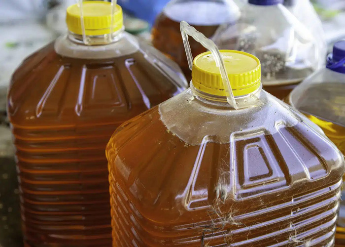 Harga Minyak Jelantah 1 Liter di Pengepul